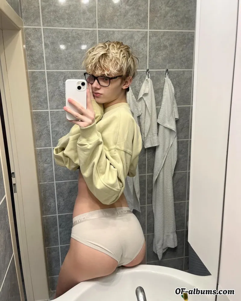 Image #6 of adamhrvth
