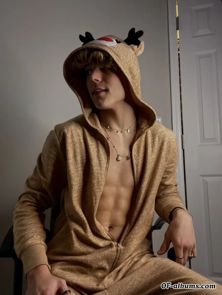 Image #1 of alecafterdark