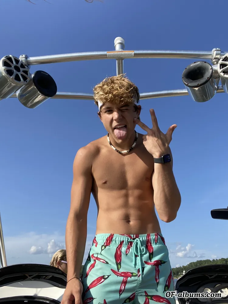 Image #2 of alecafterdark