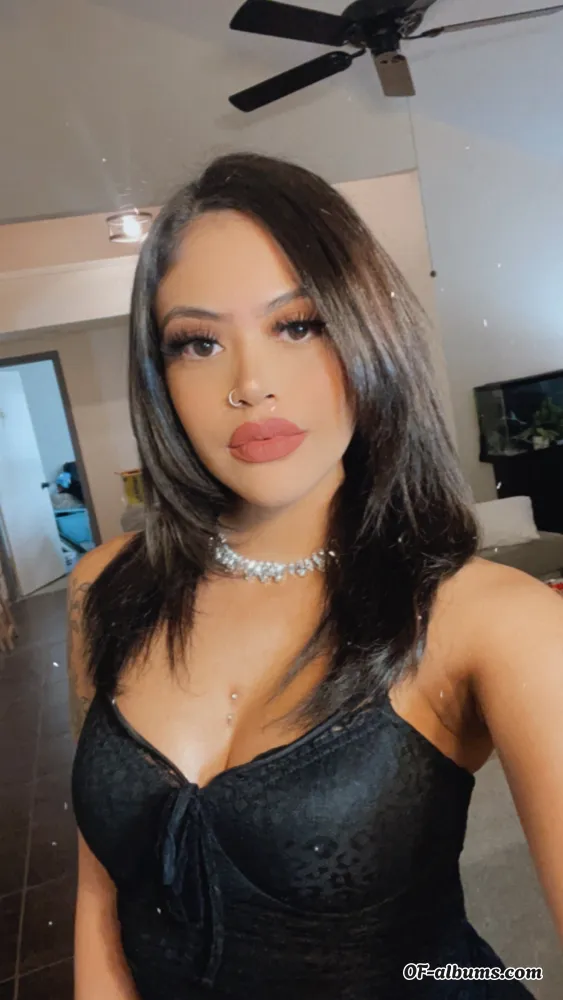 Image #4 of alexisvibess