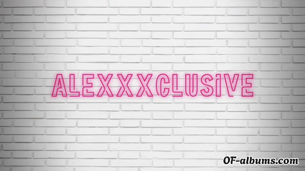 Image #4 of alexxxclusive