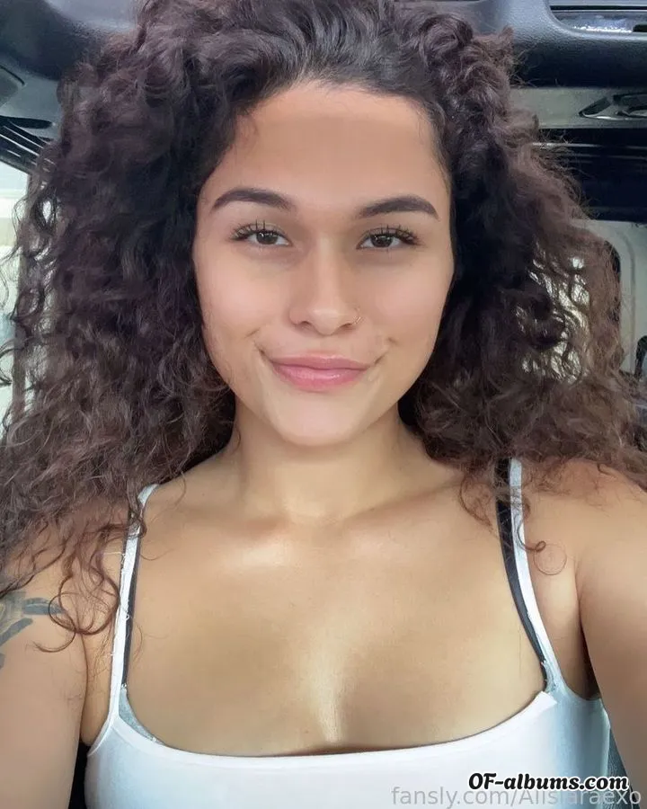 Image #8 of alisiaraexo