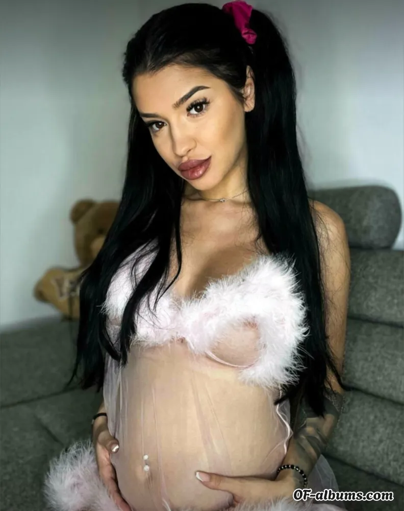 Image #1 of almablack