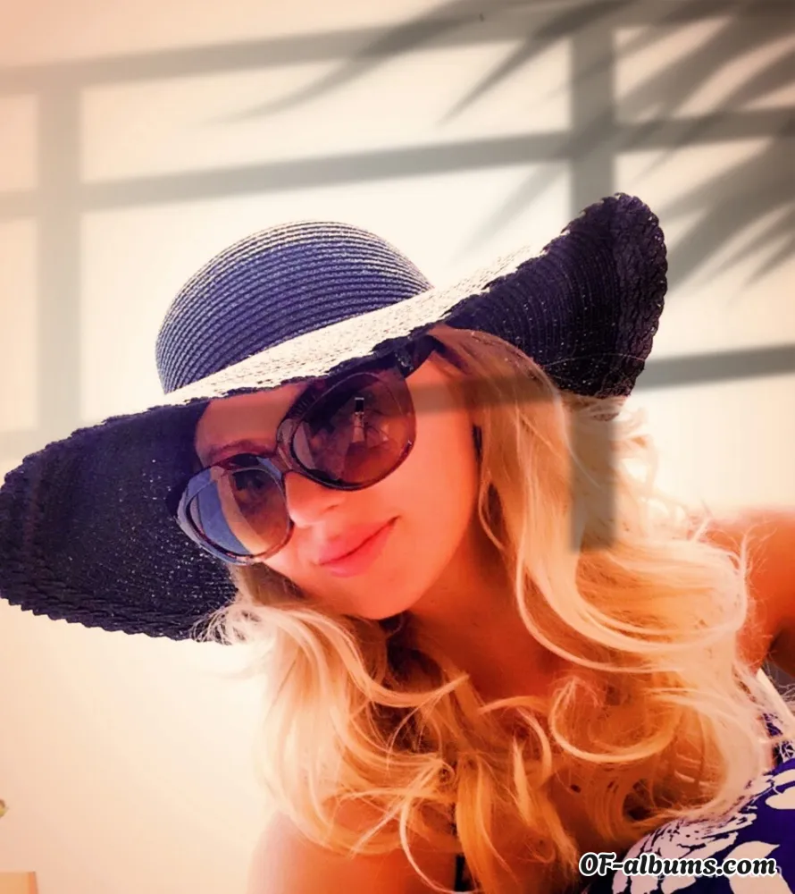 Image #3 of andreea_scarlet