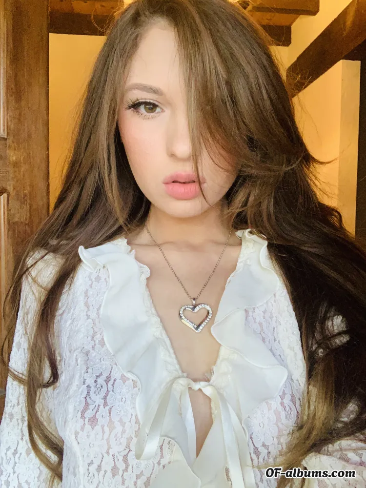 Image #2 of annablossom