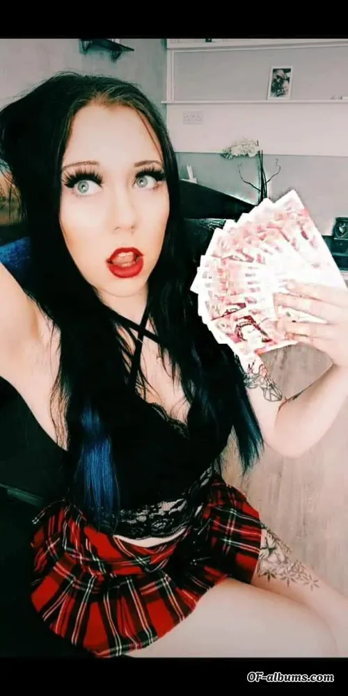 Image #1 of annaletterose