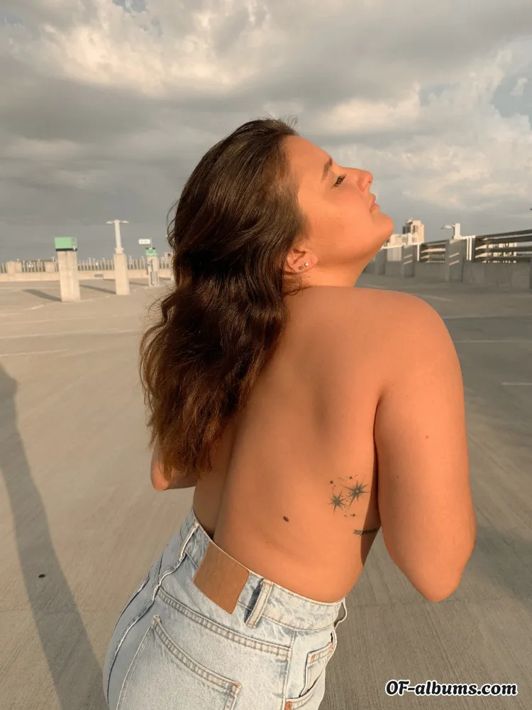 Image #2 of annieamore