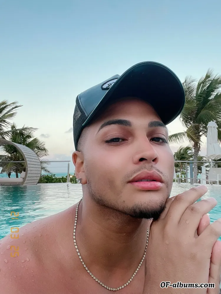 Image #1 of anthonyuncensored