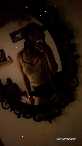 Image #3 of austinpeaches