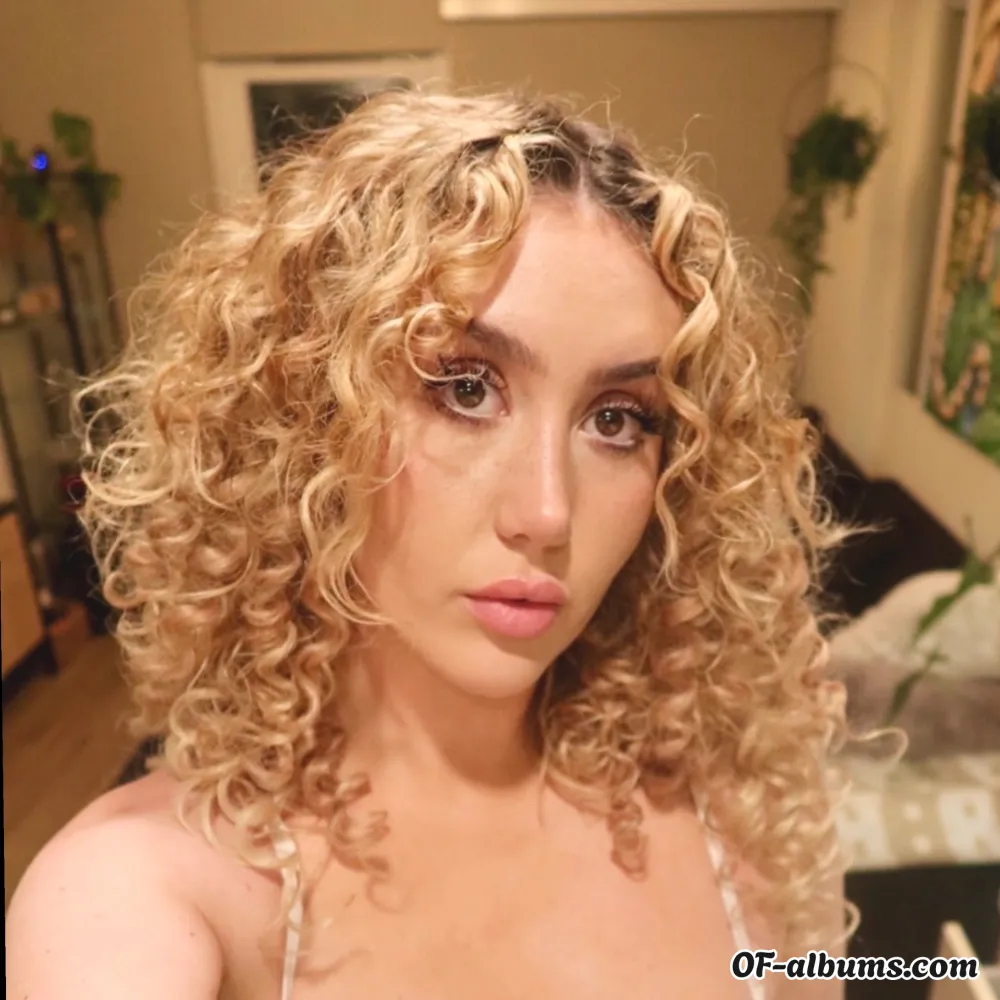 Image #1 of baileybellz