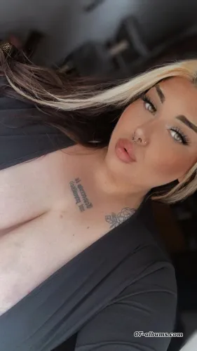 Image #3 of beccaleighxo