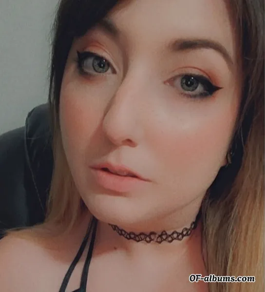 Image #1 of beckahlicious