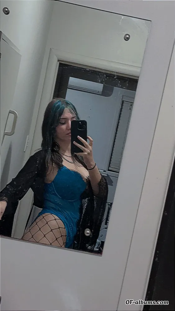 Image #2 of bella.aw