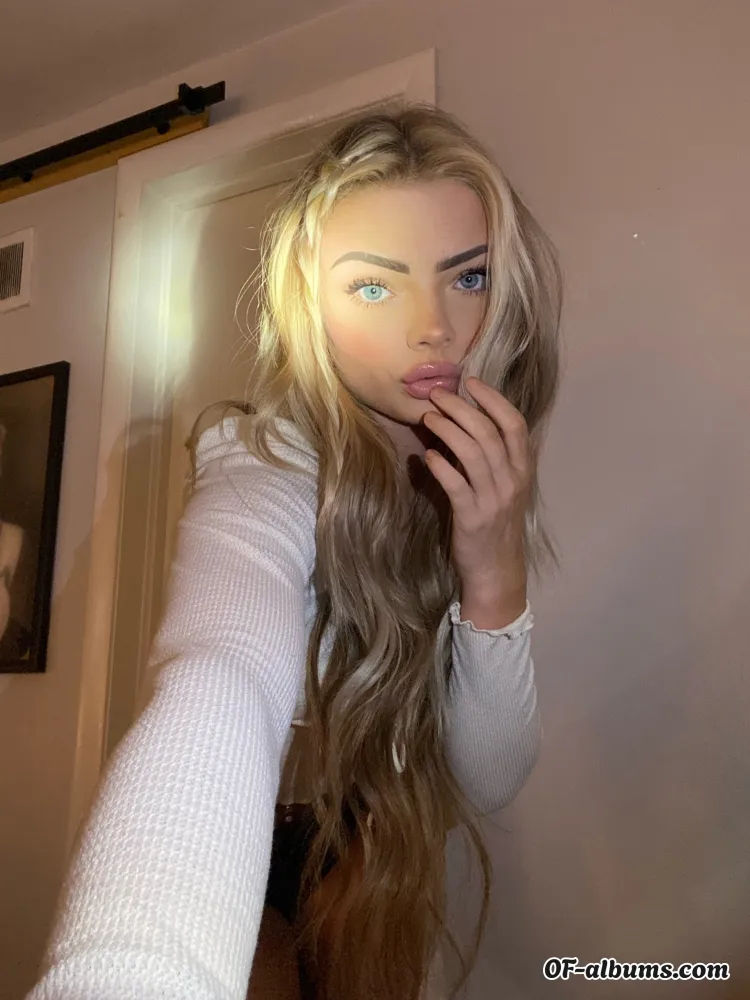 Image #1 of bellahaleyyy