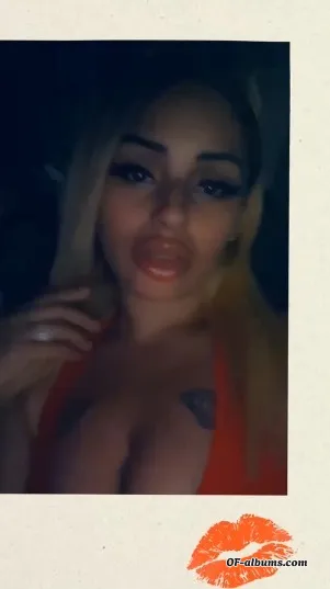 Image #1 of bellamunecaxxx