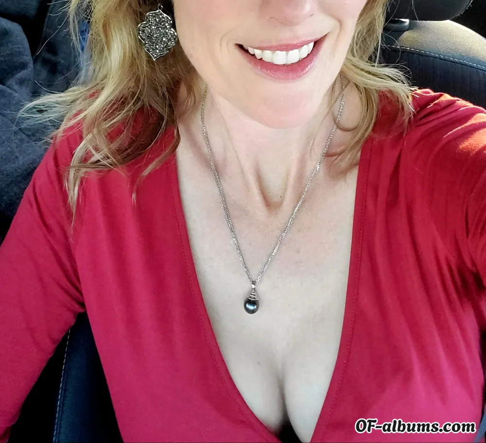 Image #1 of beth79