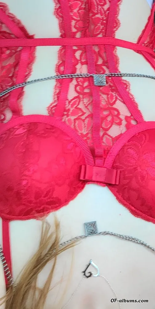 Image #1 of bigb00tybella