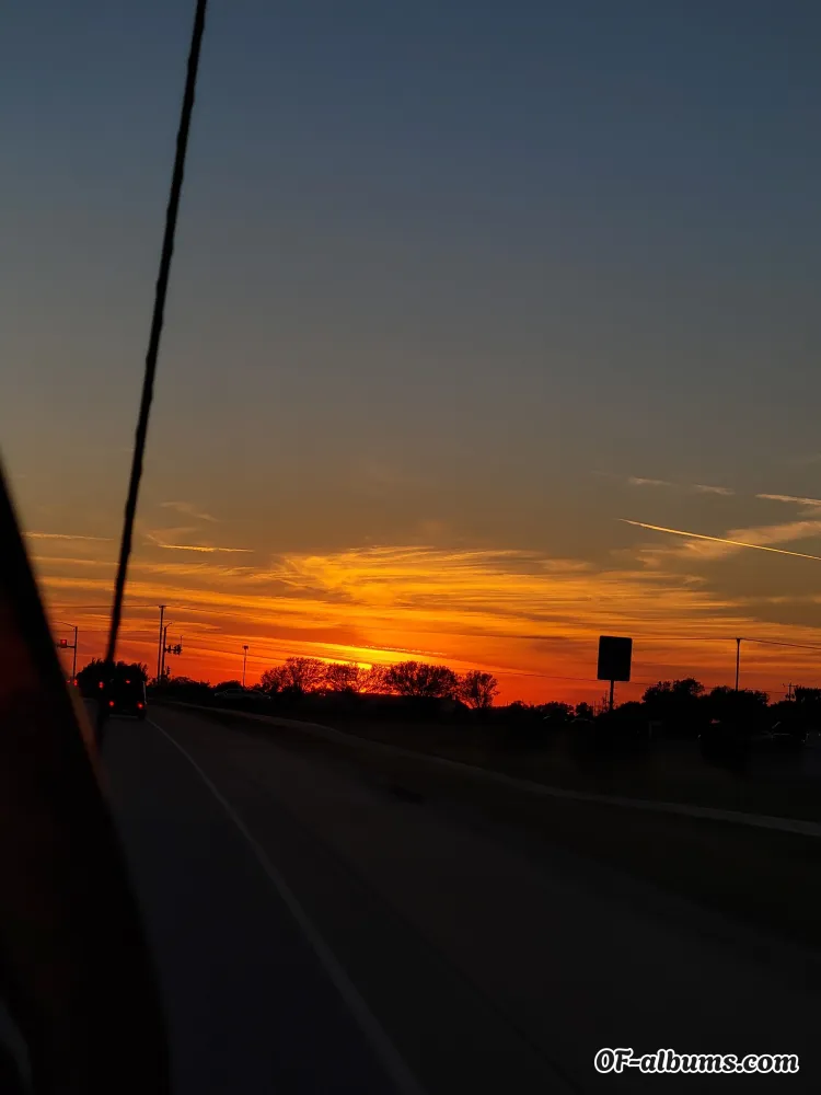 Image #2 of bigb00tybella