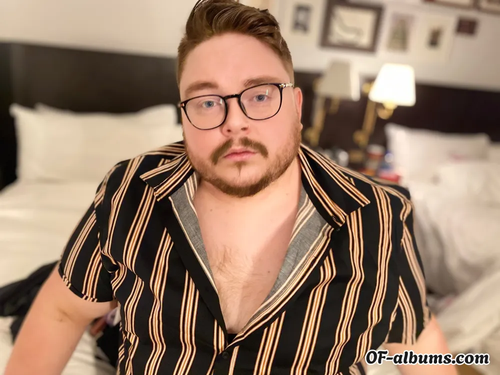 Image #1 of biggestbuttinla