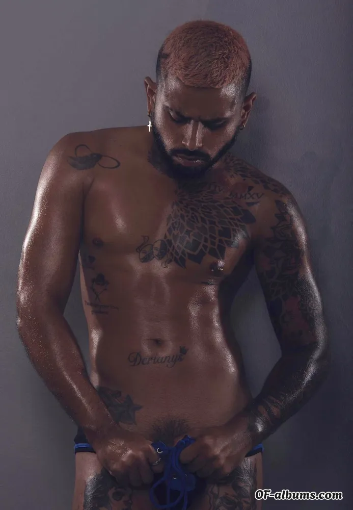 Image #1 of blackmodel