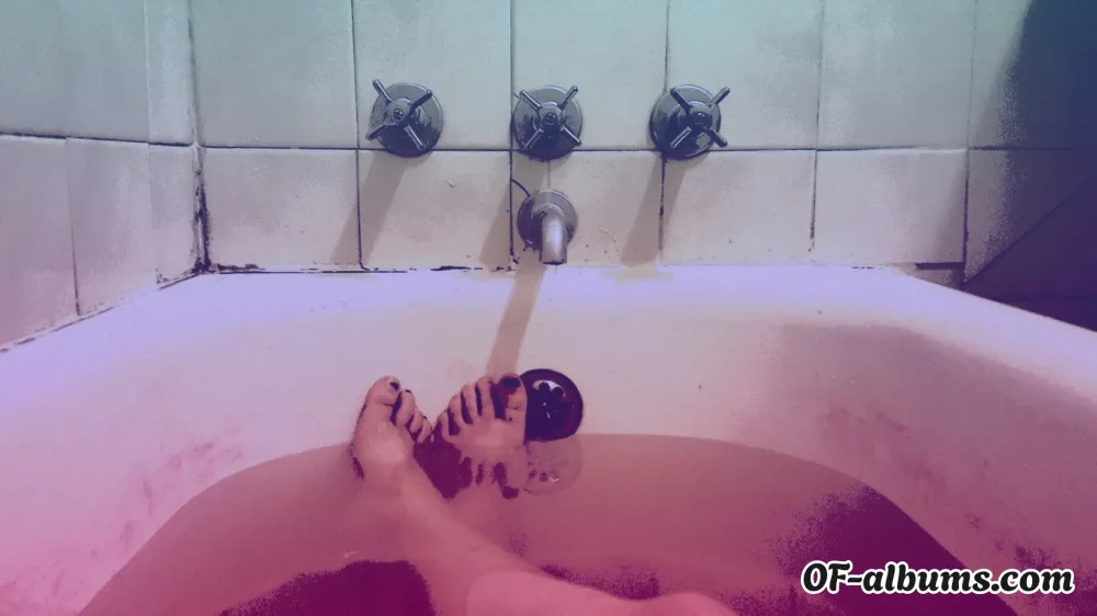 Image #2 of blazinbruja420