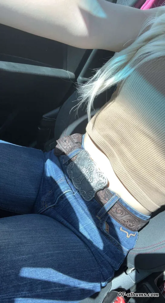 Image #5 of blondifree