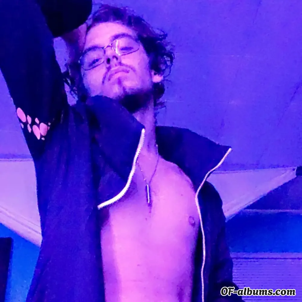 Image #1 of bluedream879