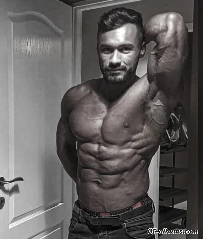 Image #1 of brandonmuscle