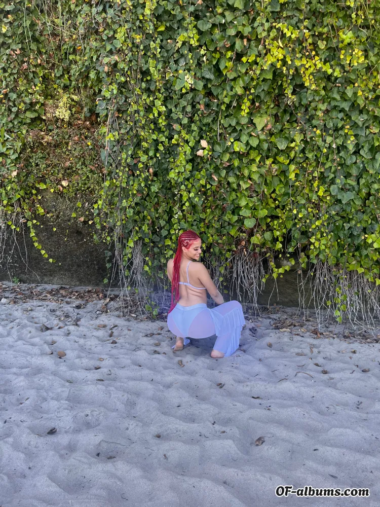 Image #2 of bratty.red