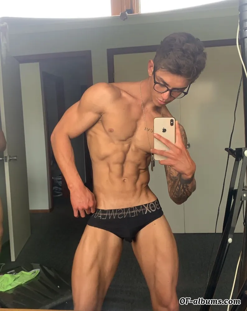 Image #4 of braydanifould