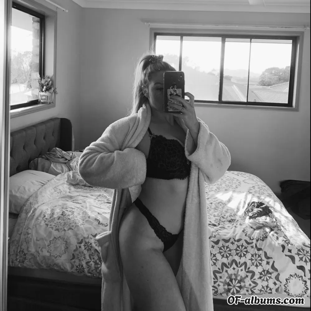 Image #1 of brittany_shae