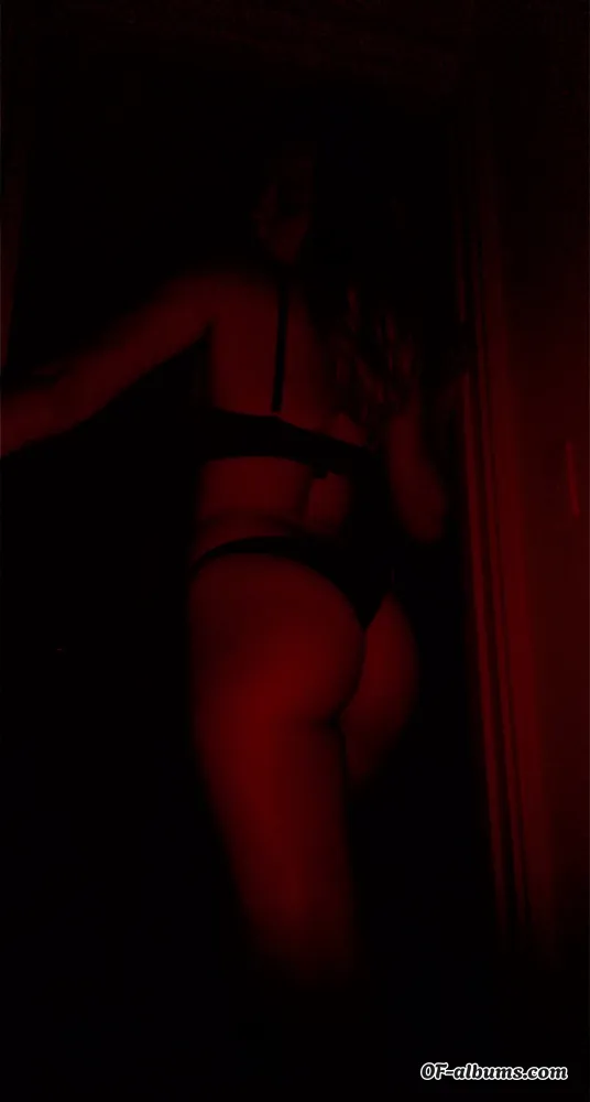 Image #2 of brookelv