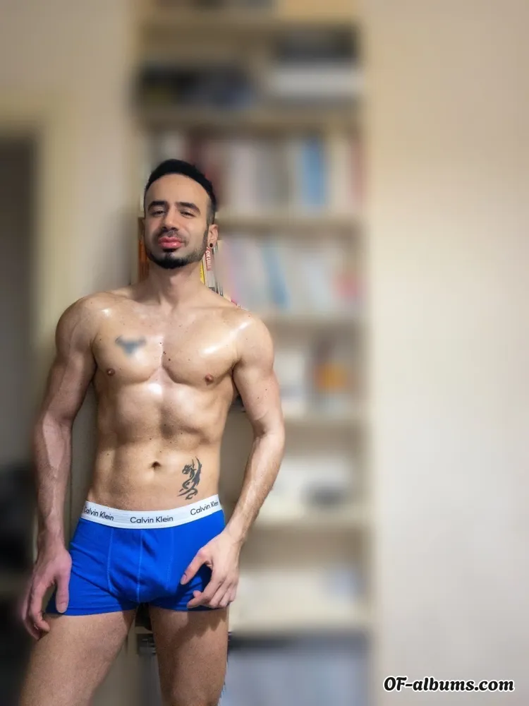 Image #1 of bullwayne