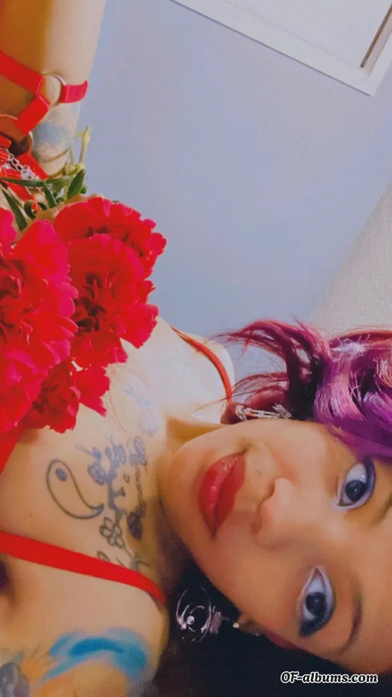 Image #2 of busyizzi