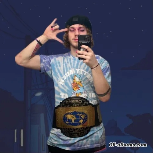 Image #1 of cameronsaturn