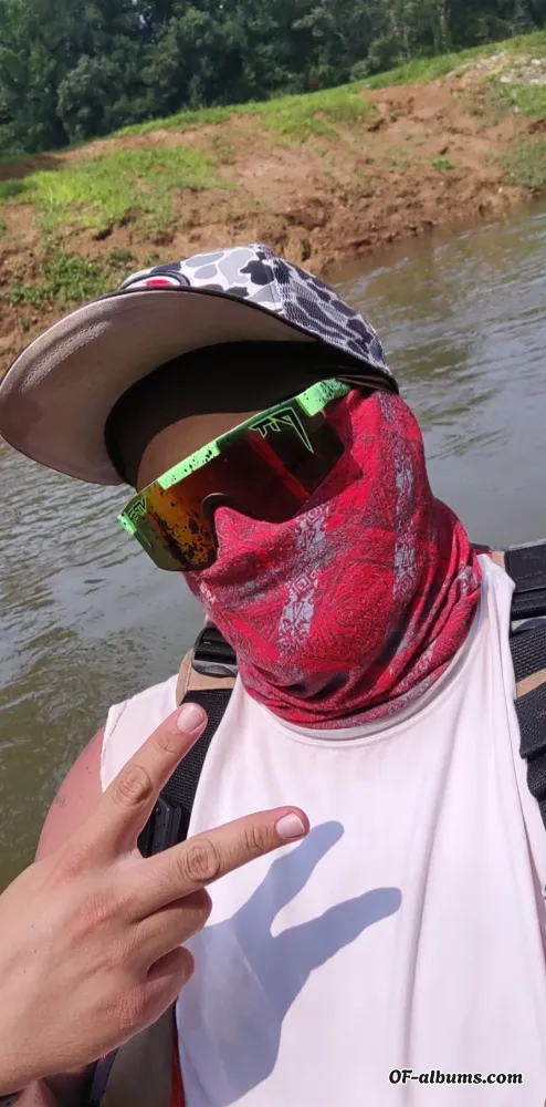 Image #1 of capt.sparky