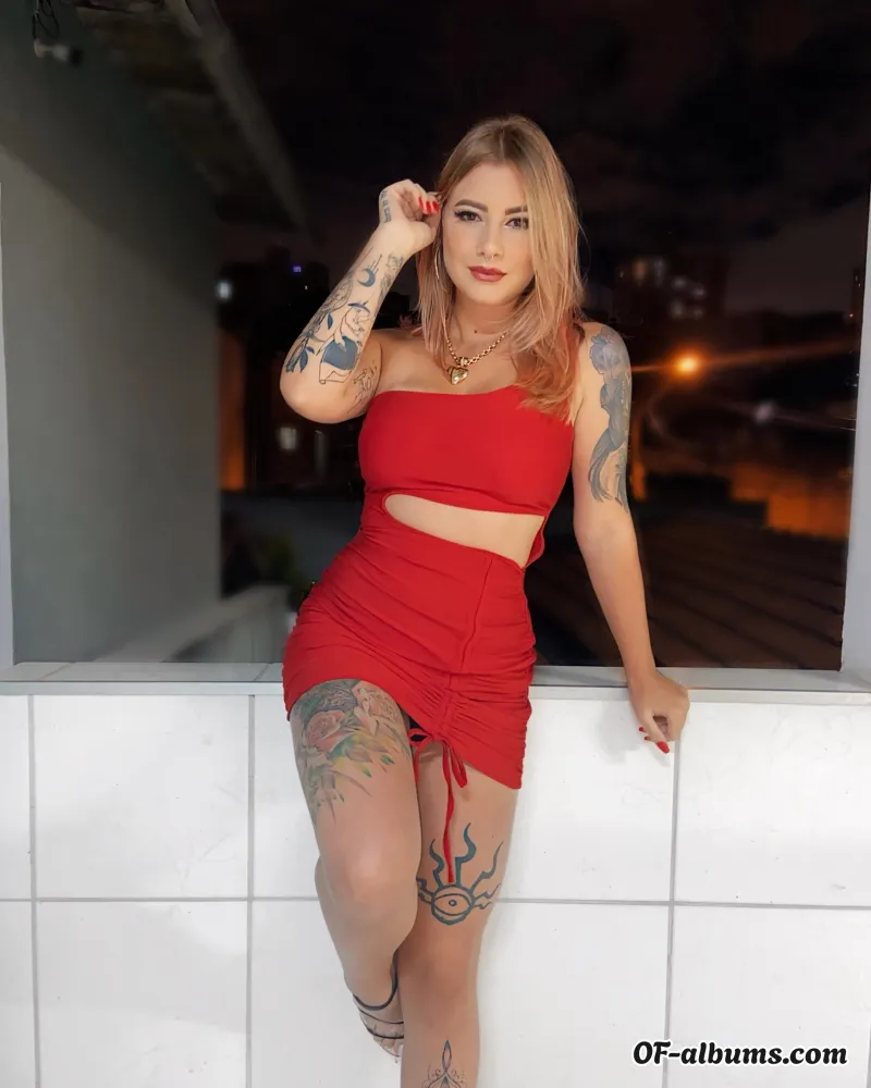 Image #1 of carine_laste