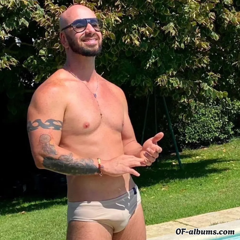 Image #1 of carloalbertoxx