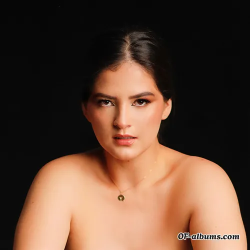 Image #1 of carolina_novoa