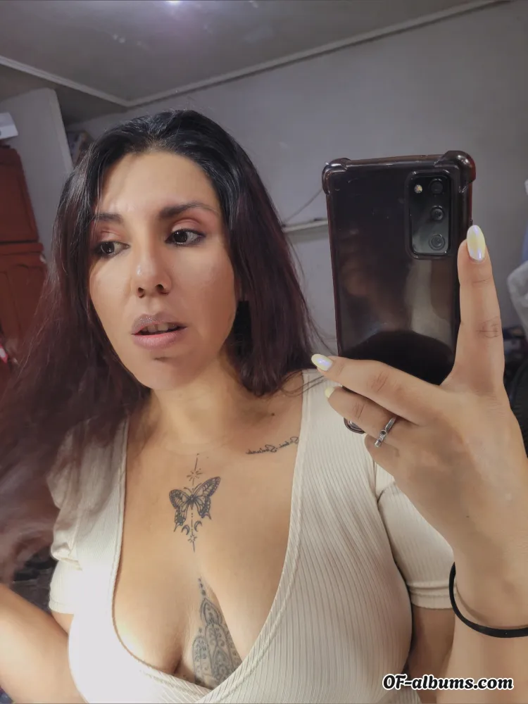 Image #1 of carolsolsexy