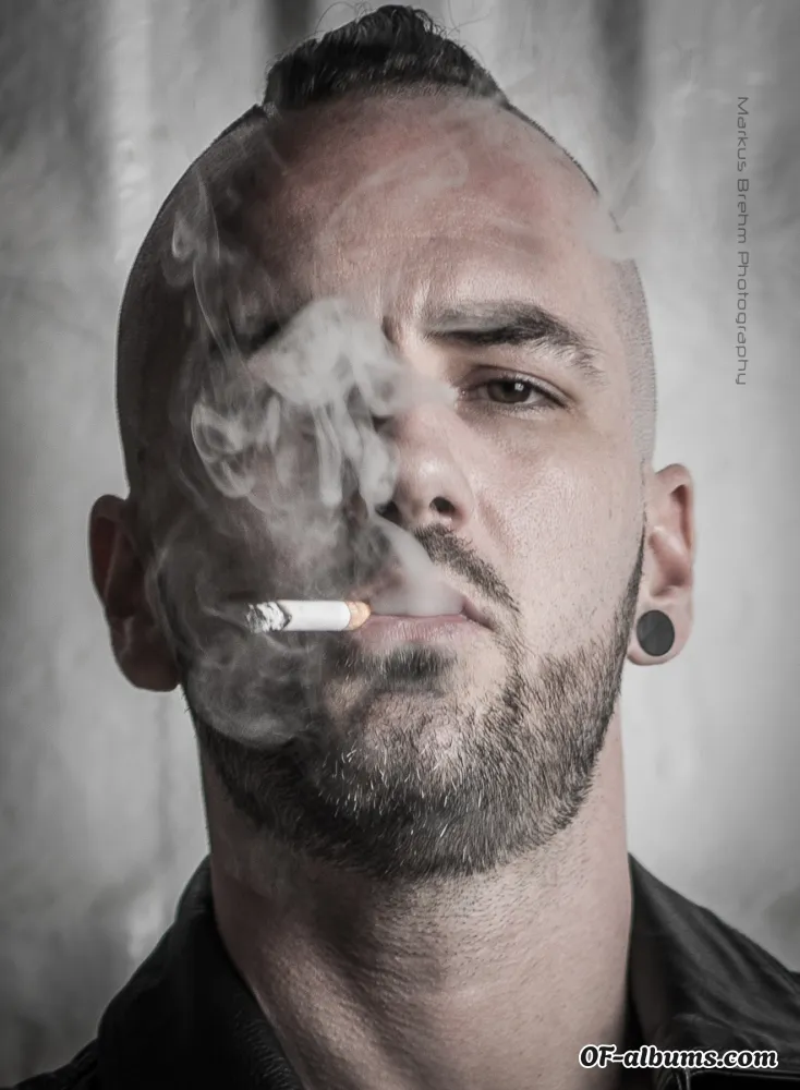 Image #1 of chainsmoker