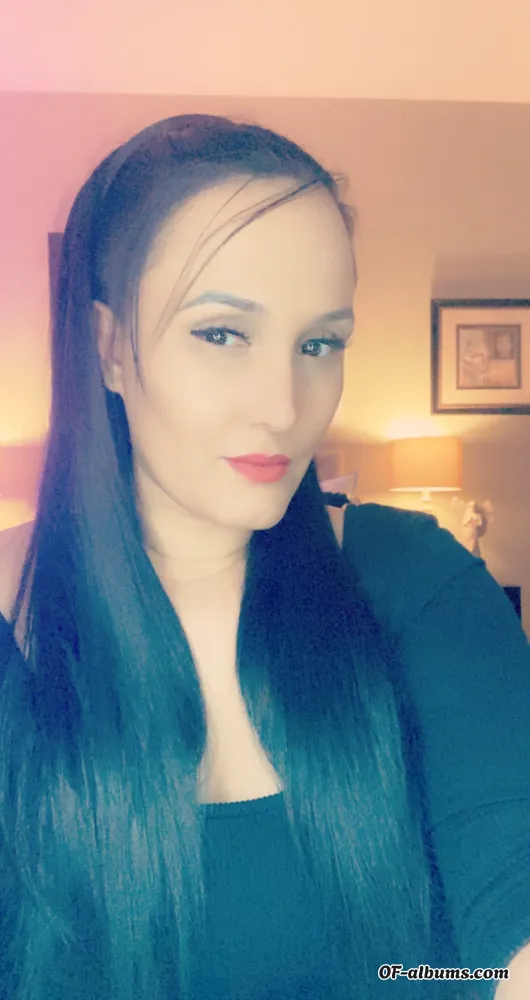 Image #1 of cheerleadermelissa