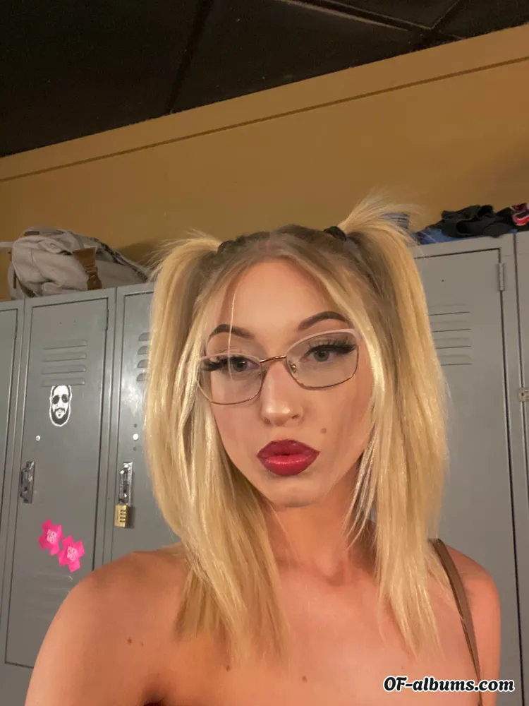 Image #1 of chloee00