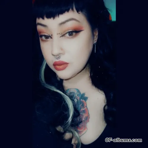 Image #3 of chloeluxe