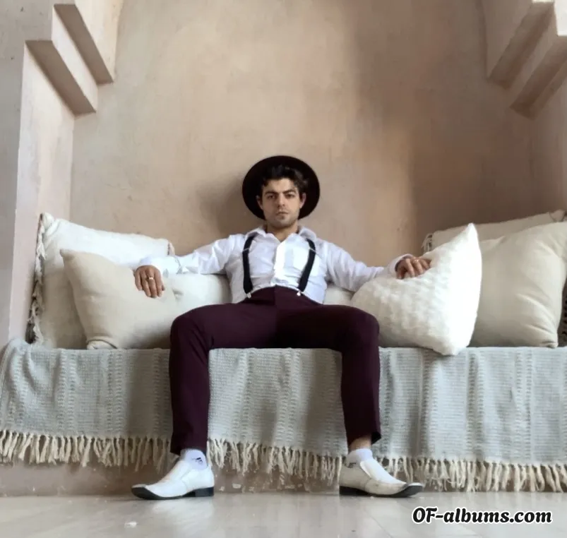 Image #2 of chrisdvieira