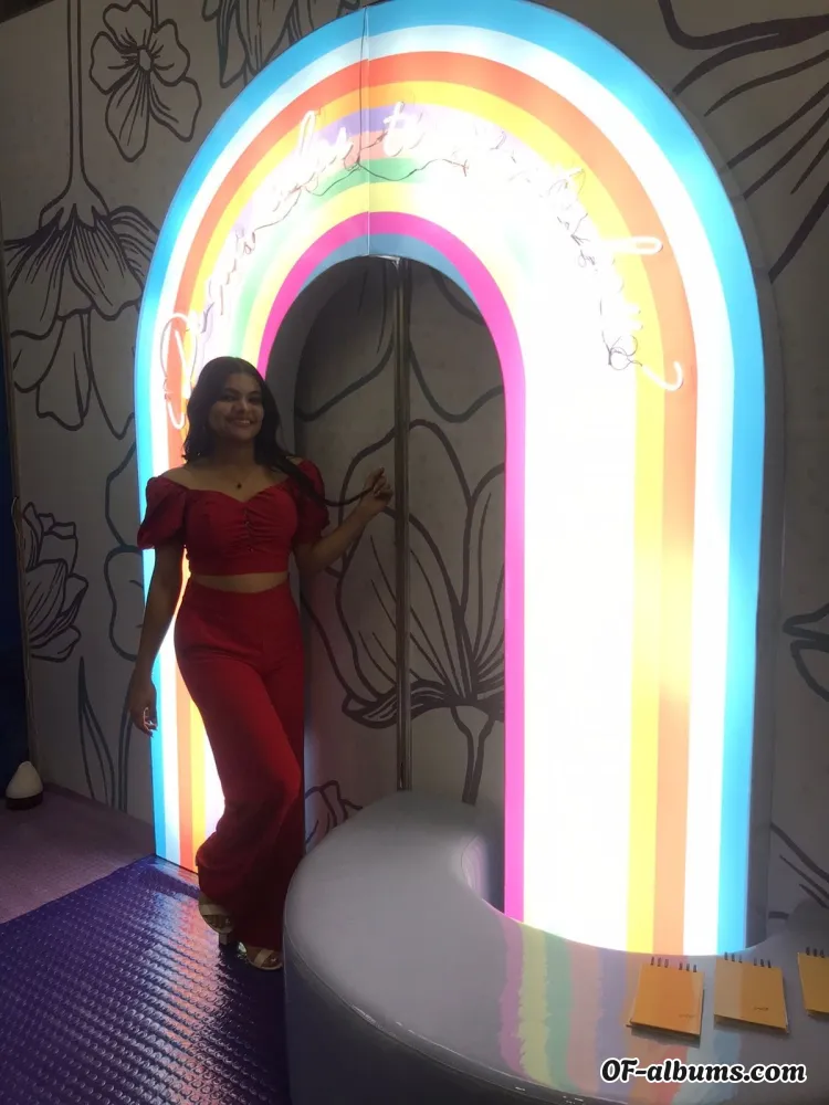 Image #2 of colombiandreamgirl18