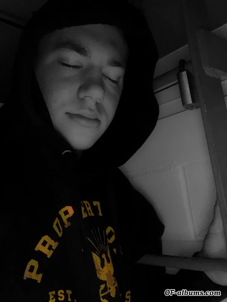 Image #1 of curry_priest