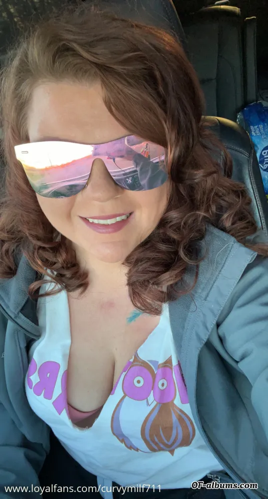 Image #1 of curvymilf711
