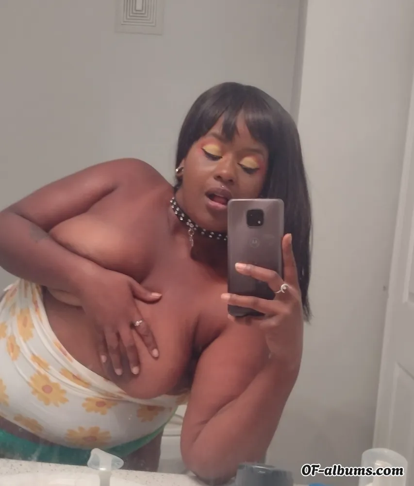 Image #1 of daphnelefemme