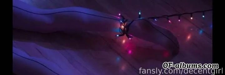 Image #2 of decentgirl